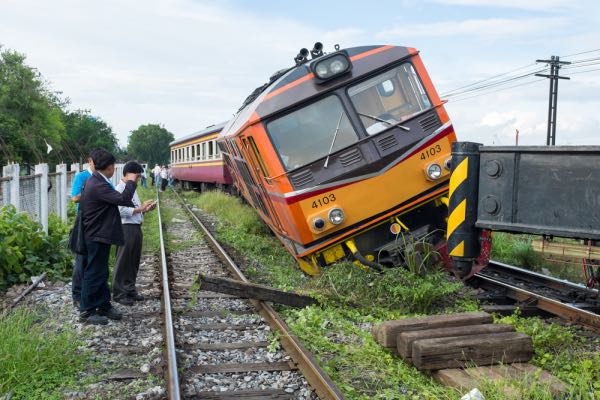 A train has derailed.